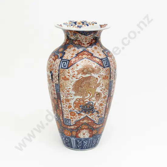Large and Impressive Japanese Meiji Period Imari Temple Floor Vase