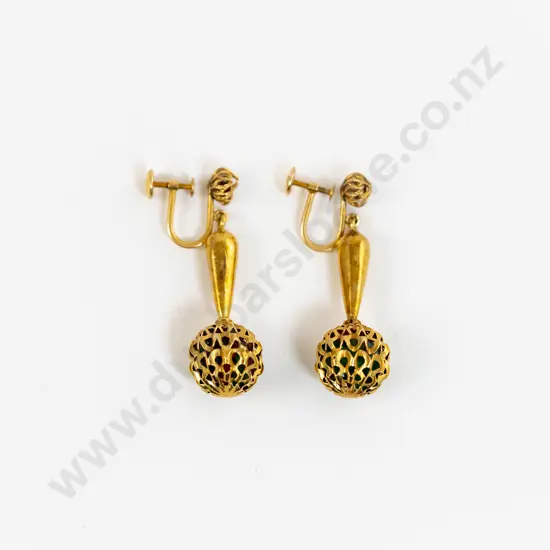 Pair 18ct Pendant Earrings