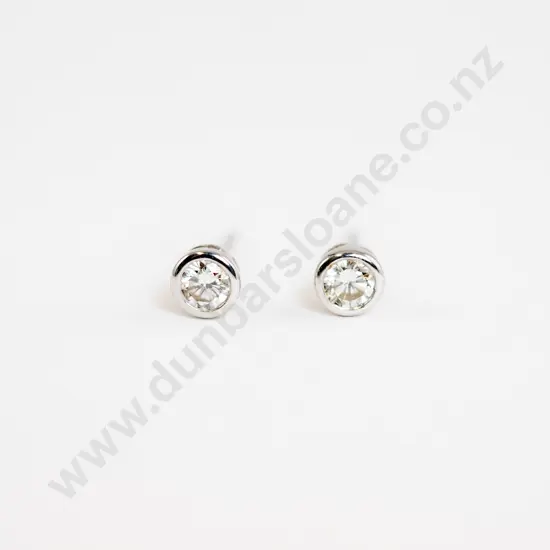 Pair 18ct White Gold Diamond Stud Earrings