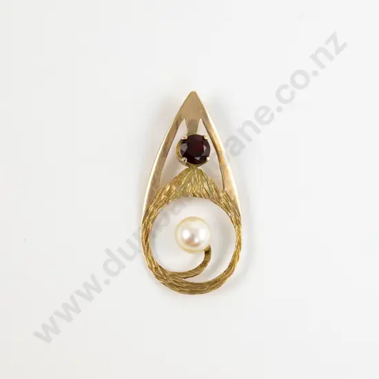 9ct Modern Design Single Garnet and Cultural Pearl Pendant