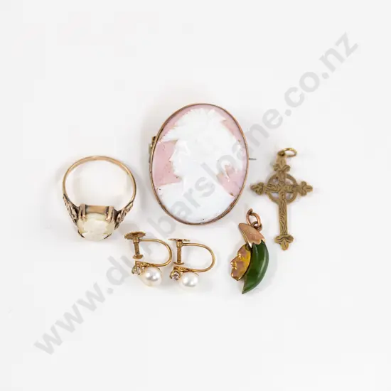 Assorted 9ct Gold Jewellery
