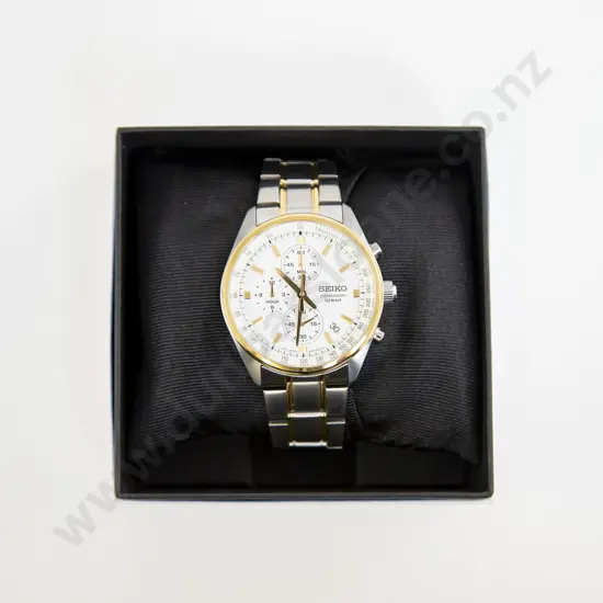 As New Cased Seiko Chronograph 10Bar Gents Stainless Steel Wristwatch