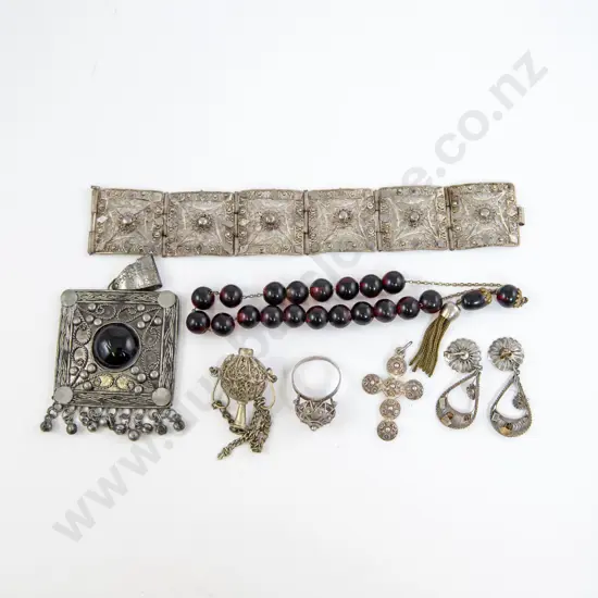 Silver Six Panel Filigree Bracelet with S/Plate Filigree Jewellery and Islamic Prayer Beads