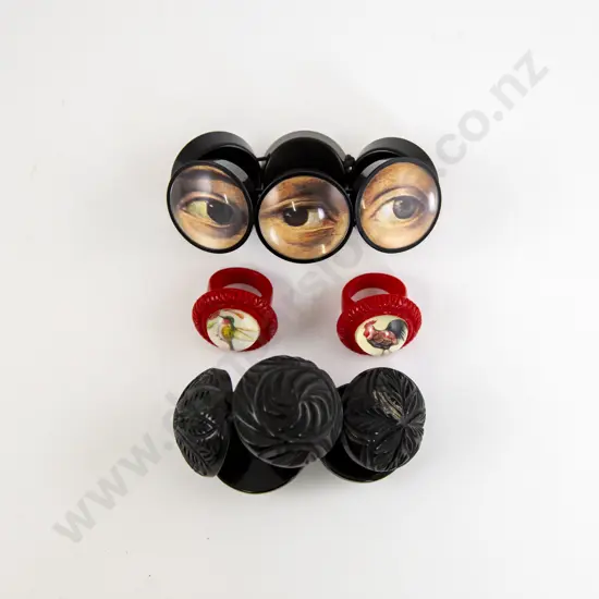 Hotcakes Design Carved Resin Bangle