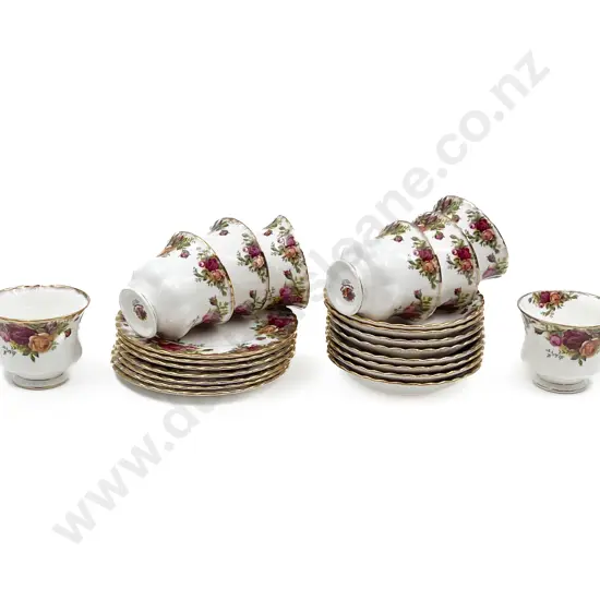 RA Old Country Roses Eight Teacup Saucer and Plate Sets