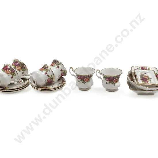 RA Old Country Roses Six Teacup and Saucer Sets with Four Small Serving Dishes