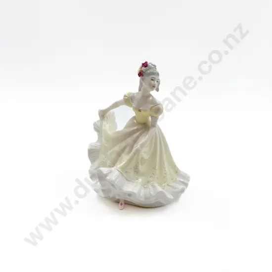 RD Pretty Ladies Figure Ninette HN 4717