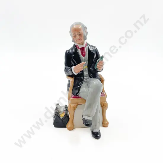 RD Figure The Doctor HN 2858