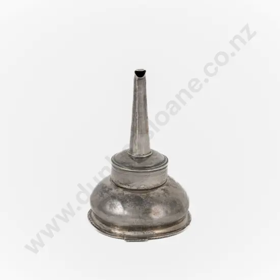Geo III S/S Wine Funnel