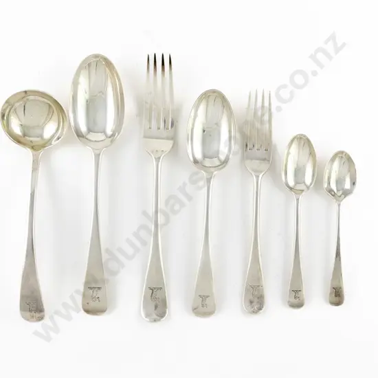 Good Quality Edw VII Oak Cased 81 Piece S/S Suite Of Cutlery
