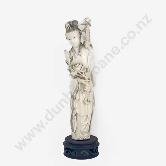 Meiji Period Japanese Ivory Figure Of A Geisha