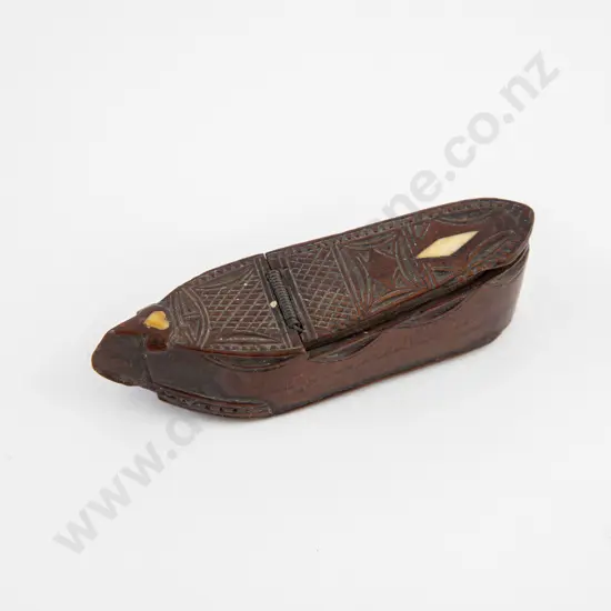 C 18th Prisoner Of War Carved Treen Shoe Snuff Box