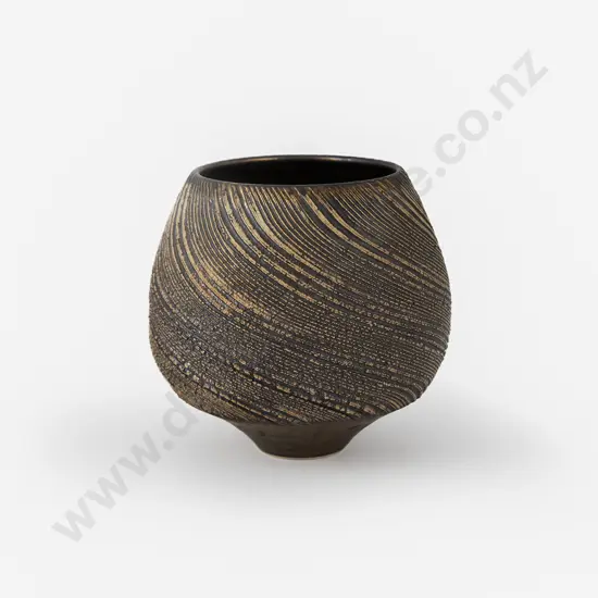 John Parker Ridged Vessel