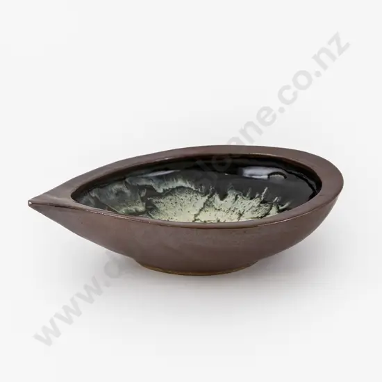 James Greig Unfolding Form Bowl (a/f)