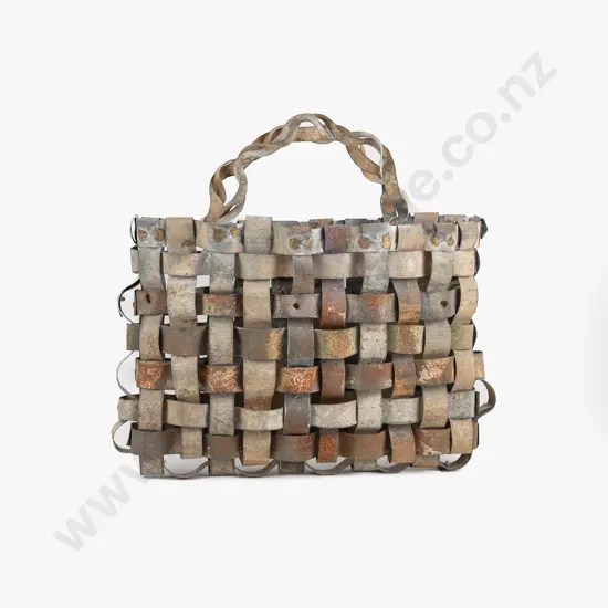 Jeff Thomson (b 1957) - Kete