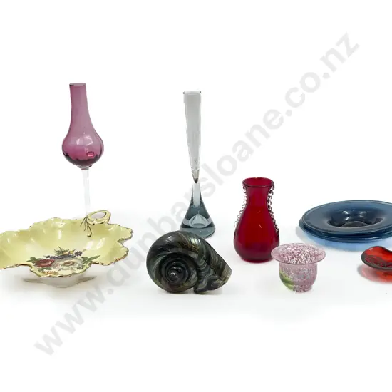 Small Quantity of Assorted Art Glass etc