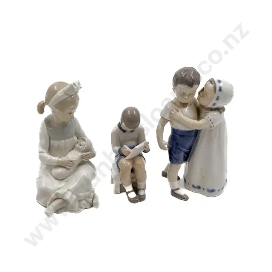 Two B&G Figures Together with Nao Figure