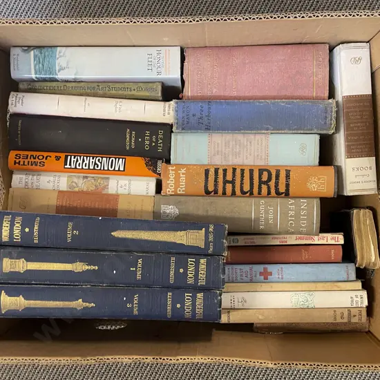 Box of Assorted Books Including Wonderful London Illustrated Vol. I-III