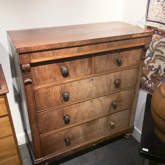 Victorian Mahogany Chest Of Drawers