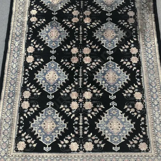 Large Persian Woollen Floor Rug