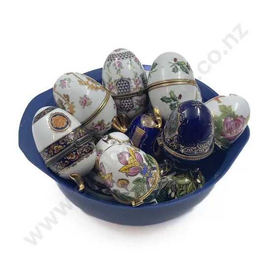 Quantity of Assorted Limoges Egg Trinket Boxes