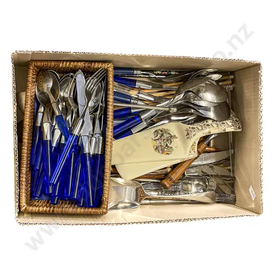 Box of Assorted Cutlery