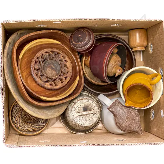 Box Quantity of Assorted Woodware etc