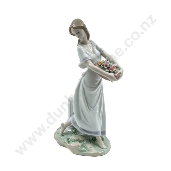 Lladro Figure of Girl with Flowers