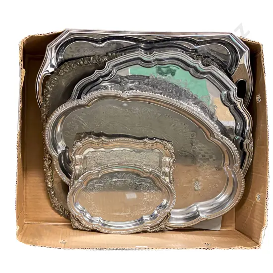 Quantity of Assorted Trays