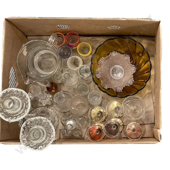 Quantity of Assorted Glassware Including Hoglund Scent Bottle