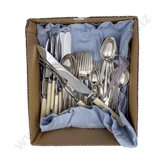Quantity of Assorted Boxed Cutlery