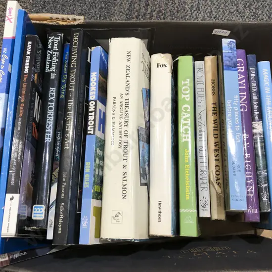 Box of Assorted NZ Reference Volumes
