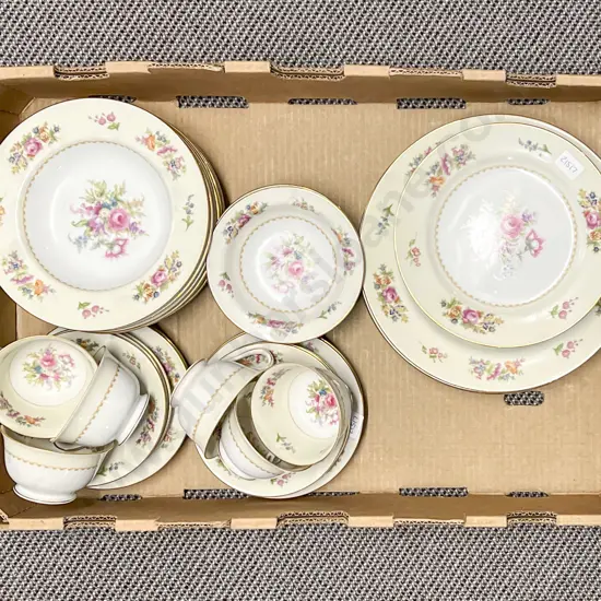 Japanese Floral Decorated Part Dinner Set