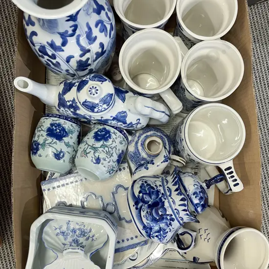 Box of Assorted Blue & White incl Delft