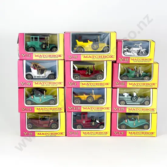 12 Matchbox Models of Yesteryear Window Pink Surround Boxed