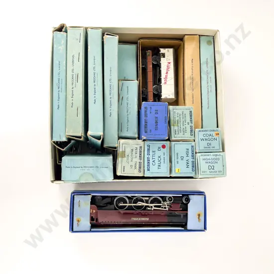 Boxed Vintage Hornby Dublo Duchess of Atholl Loco & Tender Wagons