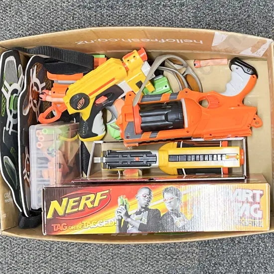 Collection Nerf Guns and Missiles