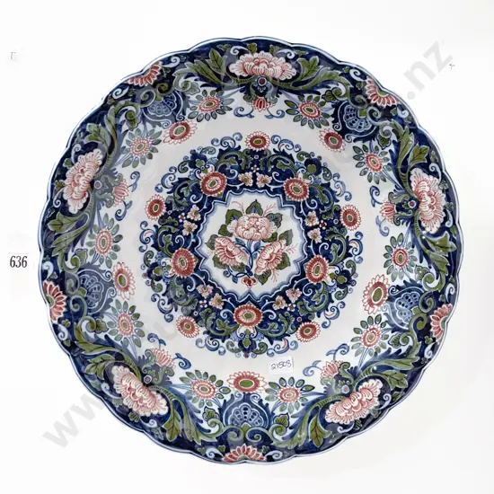 Floral Decorated Wall Hanging Charger