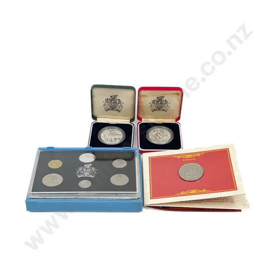 NZ 1993 40th Anni Proof & Unc $5 1993 Kingfisher Proof Set and 1993 Proof $5