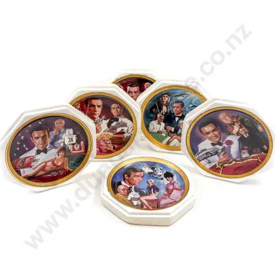Six Franklin Mint James Bond 007 Commemorative Plates