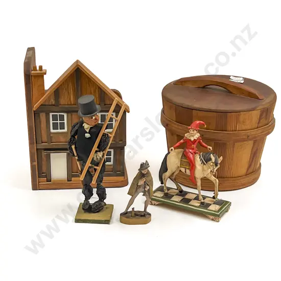 Quantity of Assorted Vintage Woodware etc