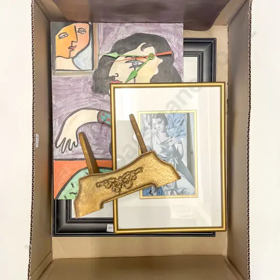 Box Quantity of Assorted Frames