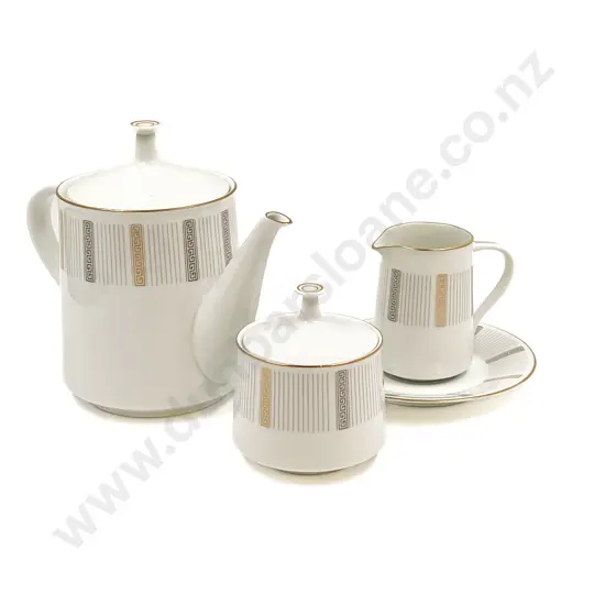 Noritake Part Dinner Set