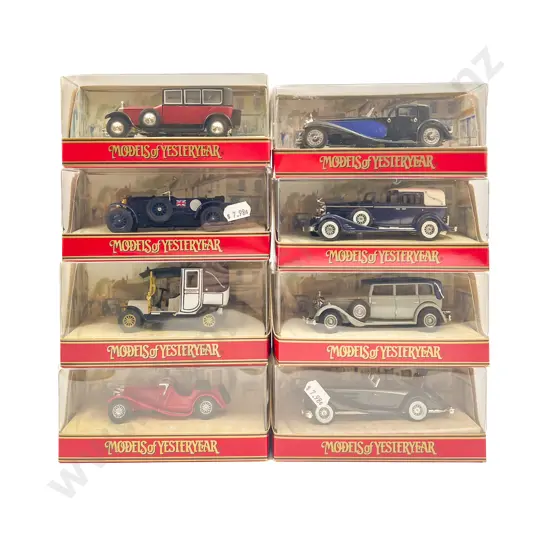 Eight Models of Yesteryear Window Pictorial Backed Boxed Models