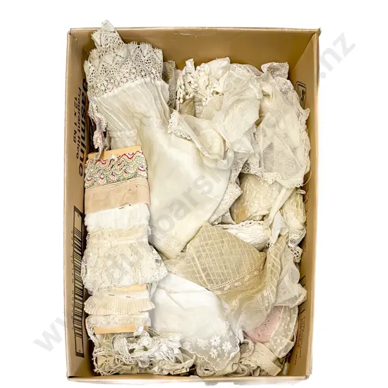 Good Collection Antique Laces