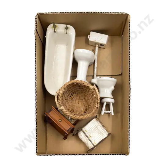 Vintage Dolls House China Bathroom Set