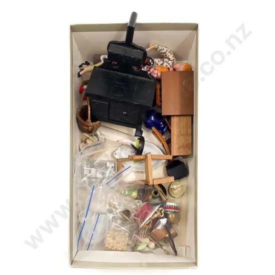 Collection Dolls House Ornaments Kitchen Furniture with Doll Family