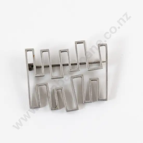 NZ Jeweller Kobi Bosshard Silver Modernist Design Brooch