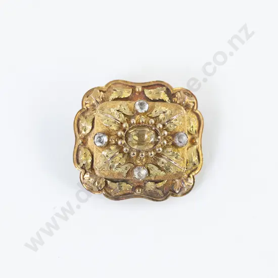 Victorian 15ct Gold Gilt Brooch