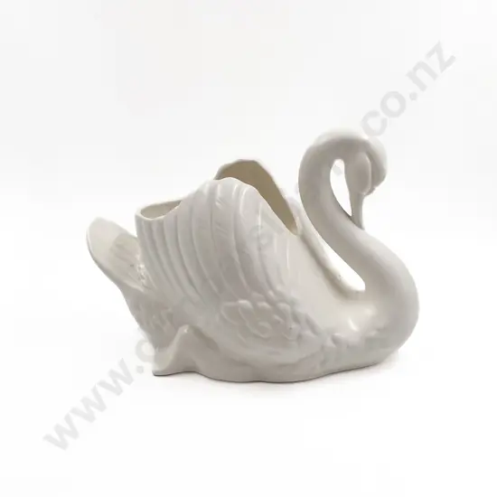 Large Crown Lynn Swan No. 170